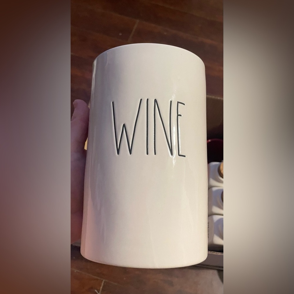 Rae Dunn Cream Ceramic Wine Holder ❤️